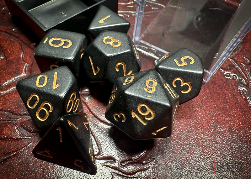 Opaque: Poly Set Black/Gold (7) from Chessex image 3