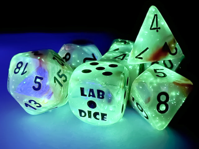 Lab Dice 6 Lustrous: Poly Sea Shell/black Luminary 7-Die Set (with bonus die) from Chessex image 4